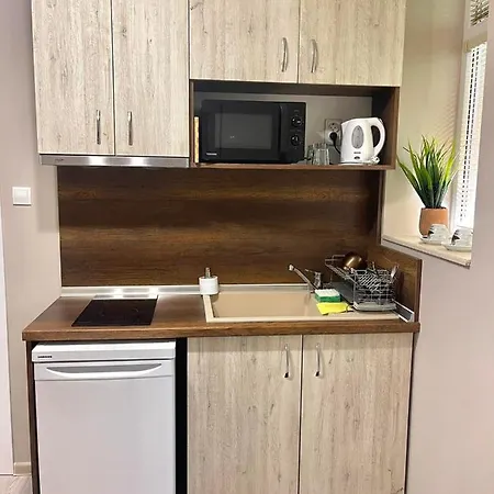 Апартаменти Home *