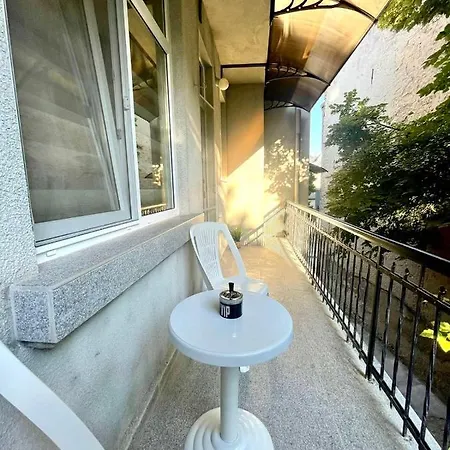 Apartment Home